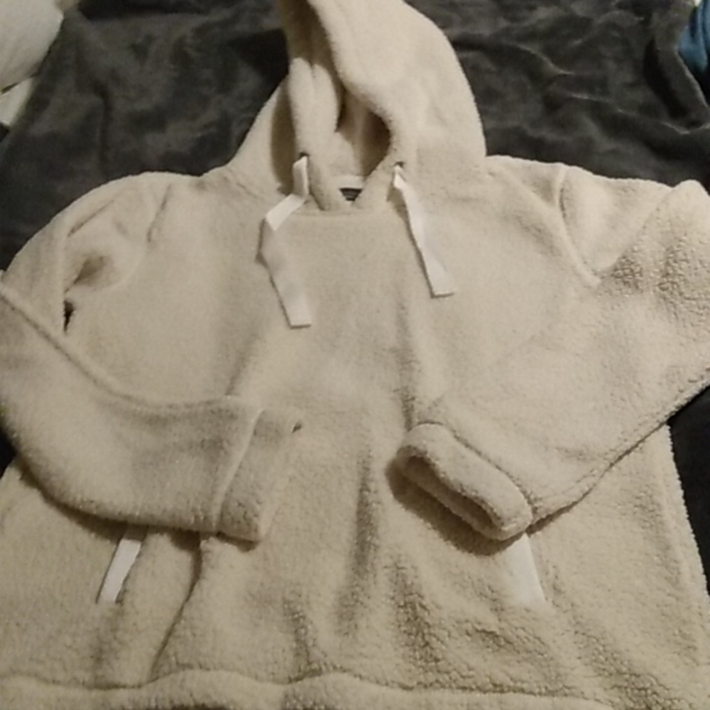 Abercrombie and Fitch sherpa